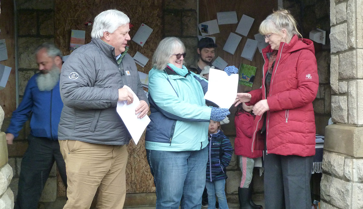 Lake State Railway gives Harrisville depot to Alcona Historical Society